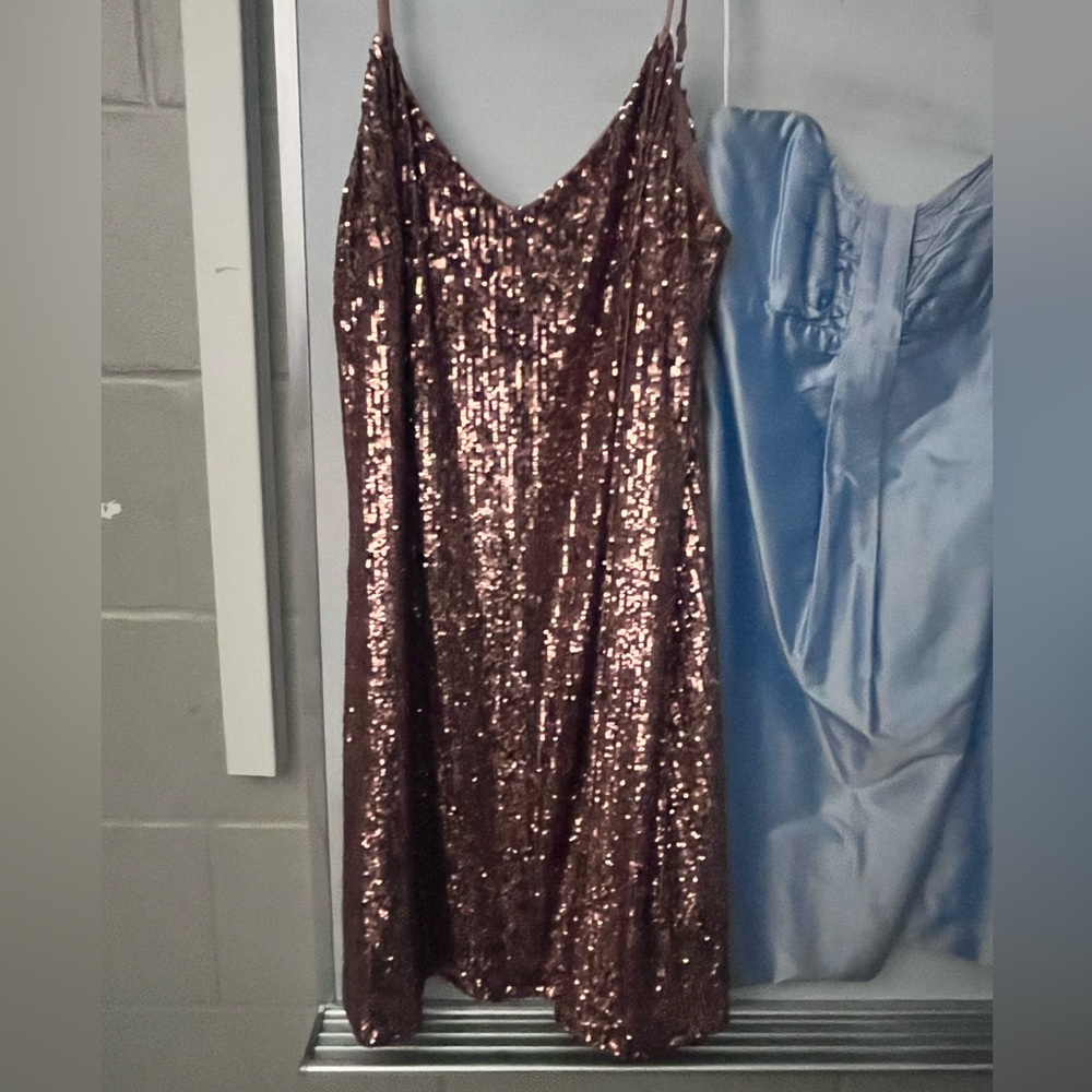 Giani Bini Sequins dress